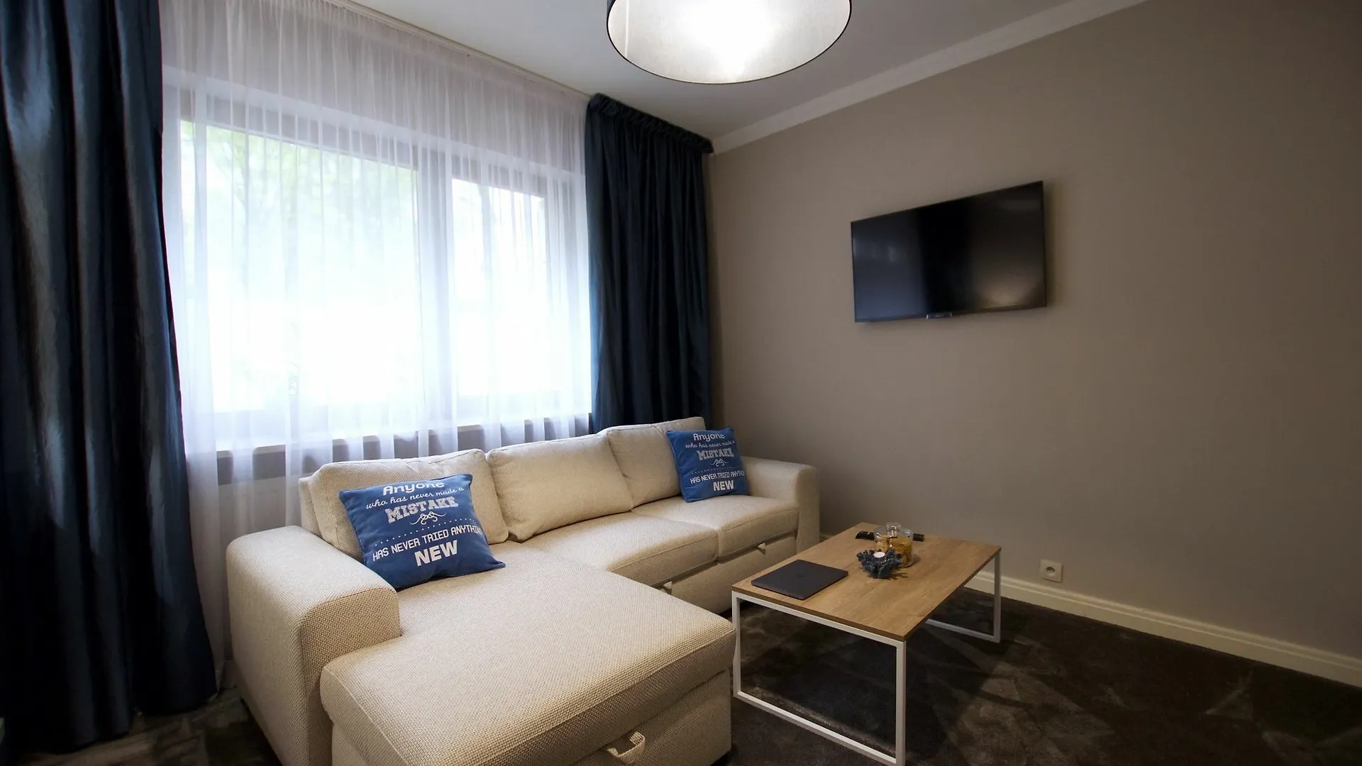 קרקוב A11 Apartments & Spa Dermique 0*,  פולין